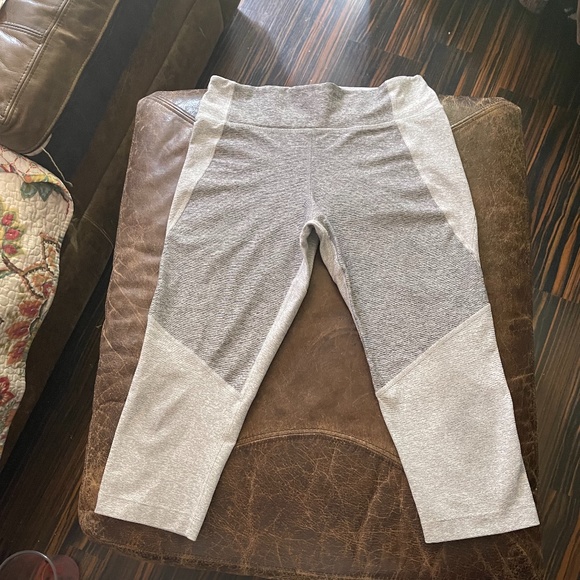 Outdoor Voices Womens Leggings Two Tone - Picture 14 of 15